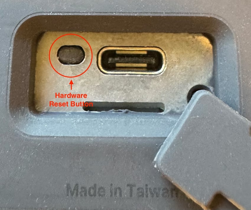 How do I reset the lockbox if it is not responding?